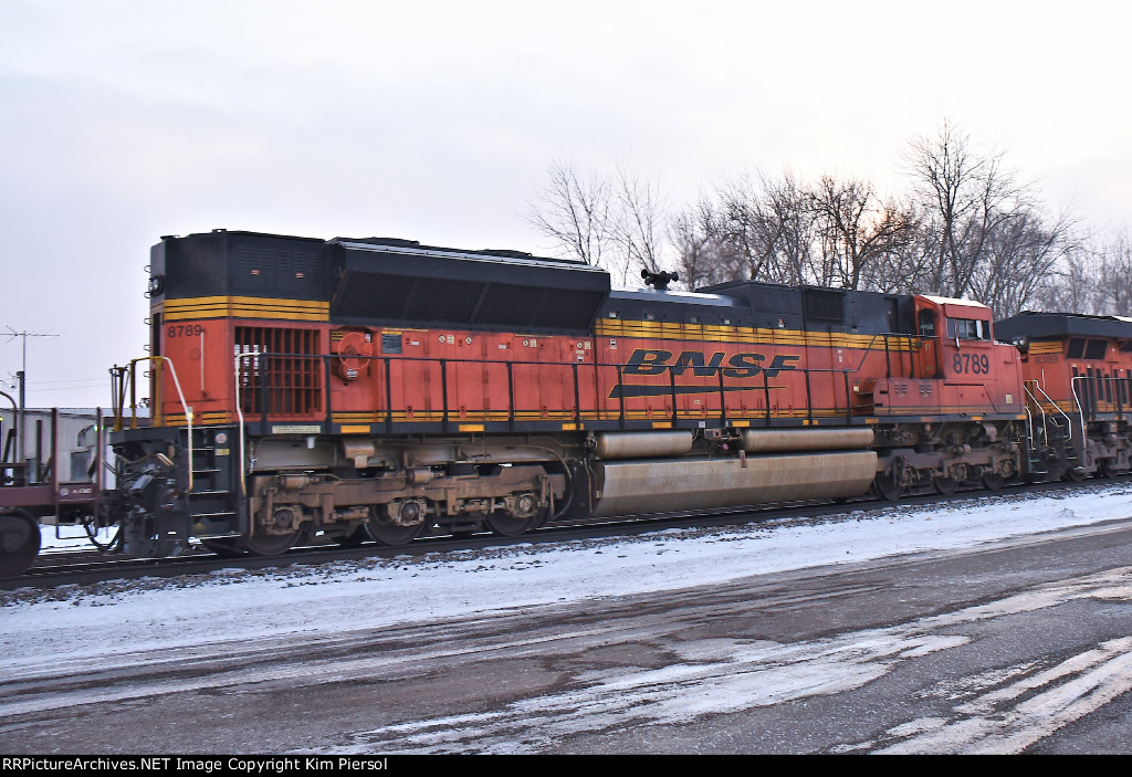 BNSF 8789